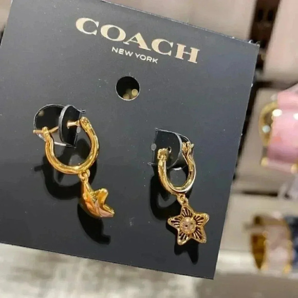 Five-pointed star Earrings - Picture 4 of 4